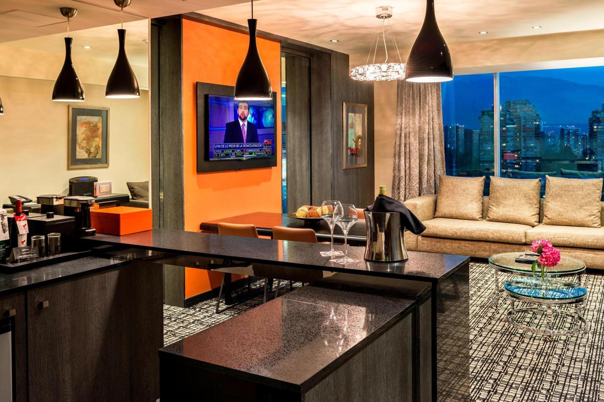 Renaissance Santiago By Marriott Hotel Exterior photo